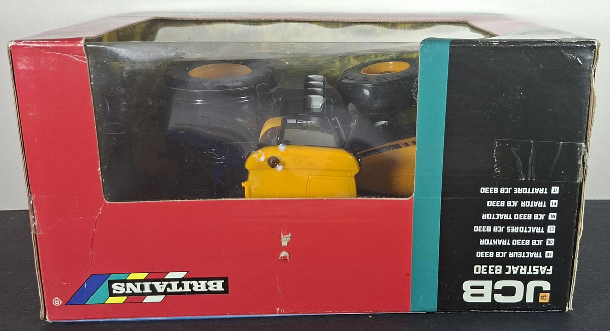 Boxed Britains JCB Fastrac 8330 - 43206