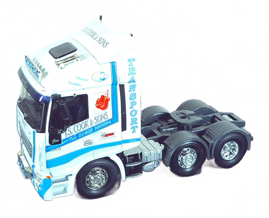 Boxed Corgi J.S Cook & Sons Iveco Stralis Set Of 3 Cabs - CC15004 (70)*