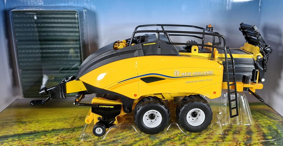 Boxed Britains New Holland Big Square Baler Plus - 43266