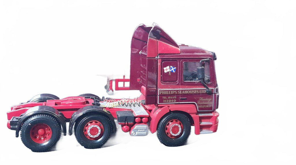 Boxed Corgi Phillips Ltd MAN F2000 Curtainside CC12012 (30)