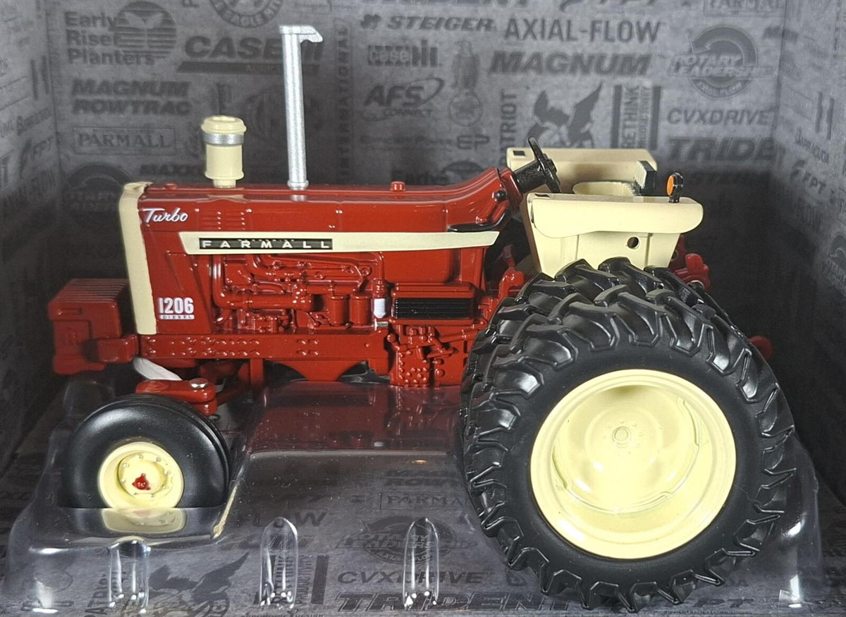 Boxed Britains Case IH Farmall 1206 Tractor - 43412