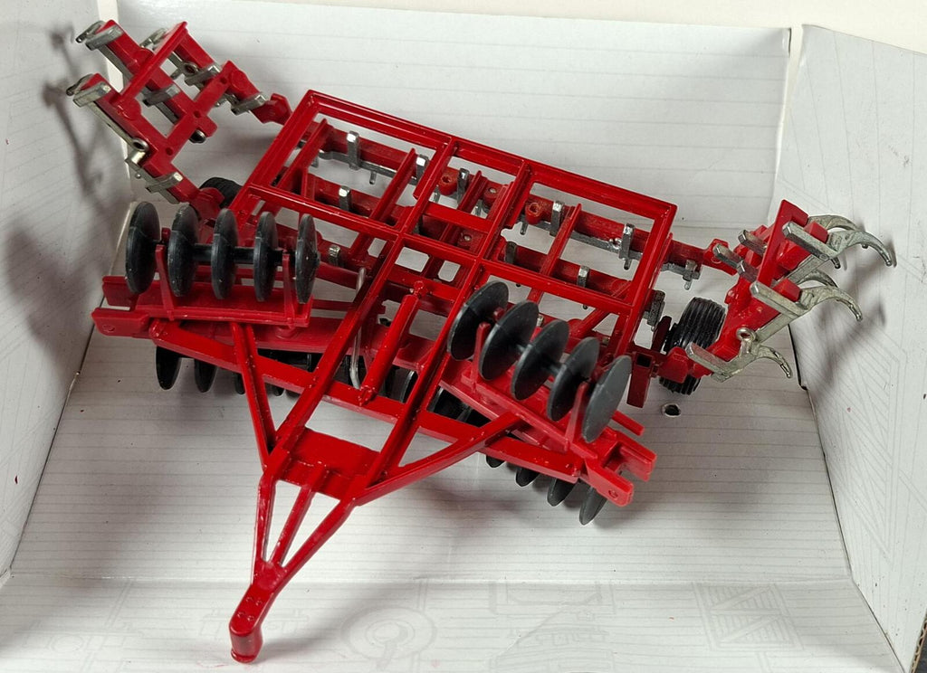 Boxed Ertl Wing Disc Harrow - 1553