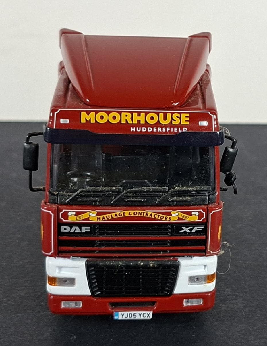Boxed Corgi Tom Moorhouse & Son Ltd DAF XF Space Cab Curtainside - CC13243 (21)•