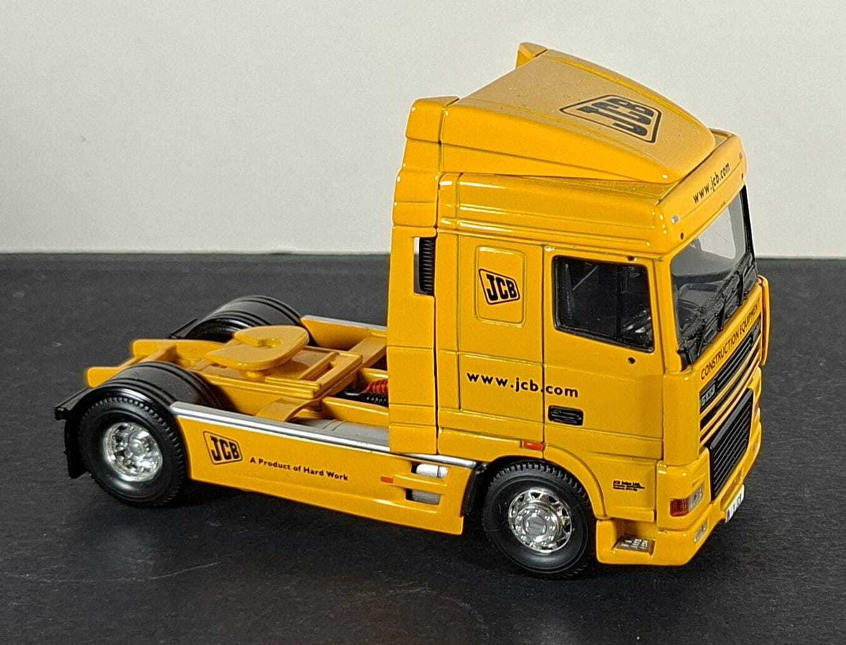 Boxed Corgi JCB DAF XF Space Cab Exhibition Unit - CC13237