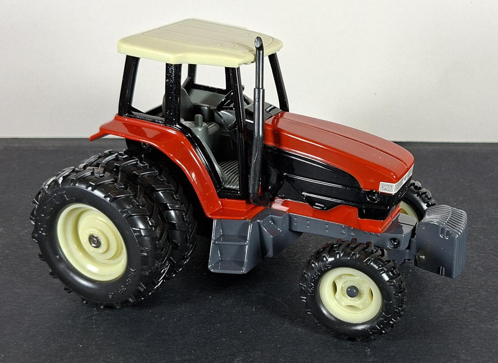 Boxed Ertl Versatile Tractor - No. 16121