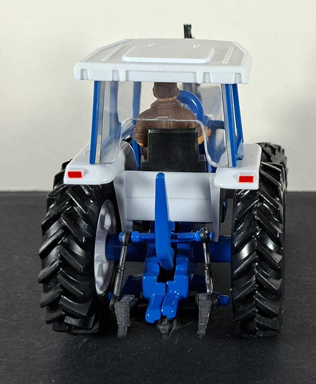 Boxed Britains Ford 5610 Tractor - 9527