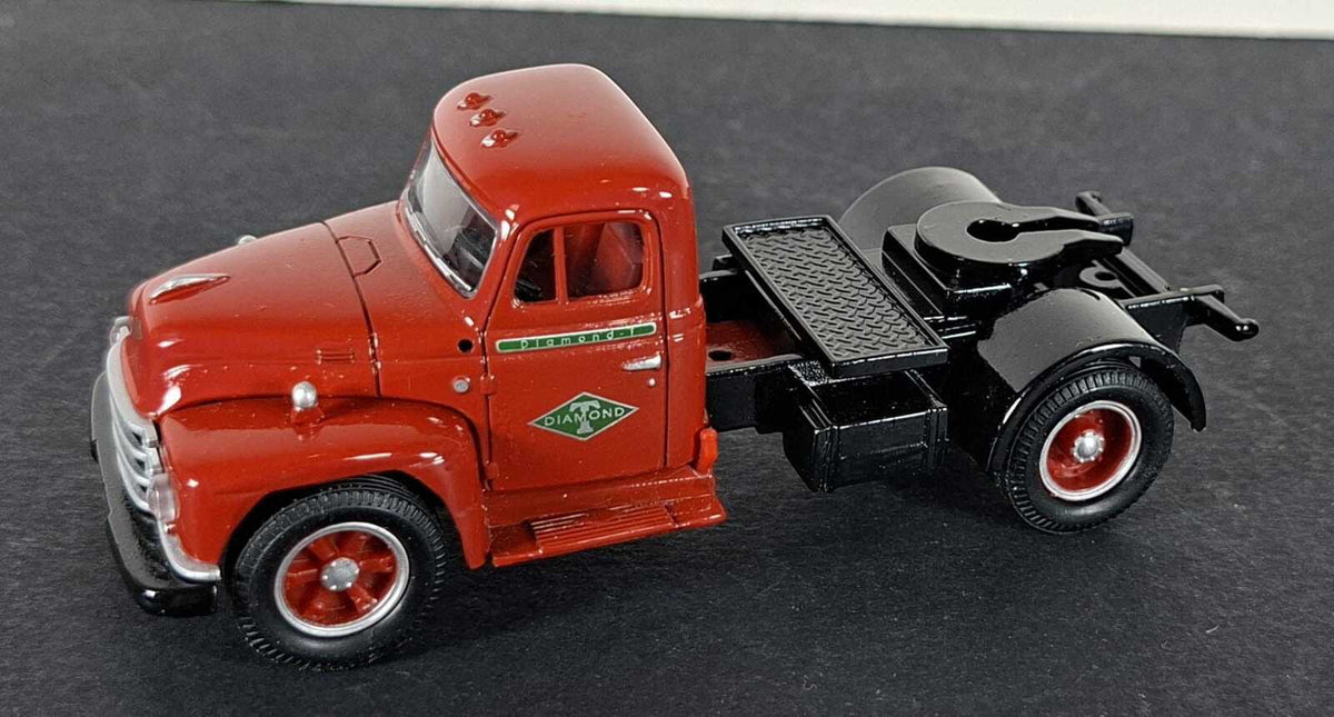 Boxed Corgi Diamond T Motor Corporation Diamond T620 With Diamond T Load - 55901