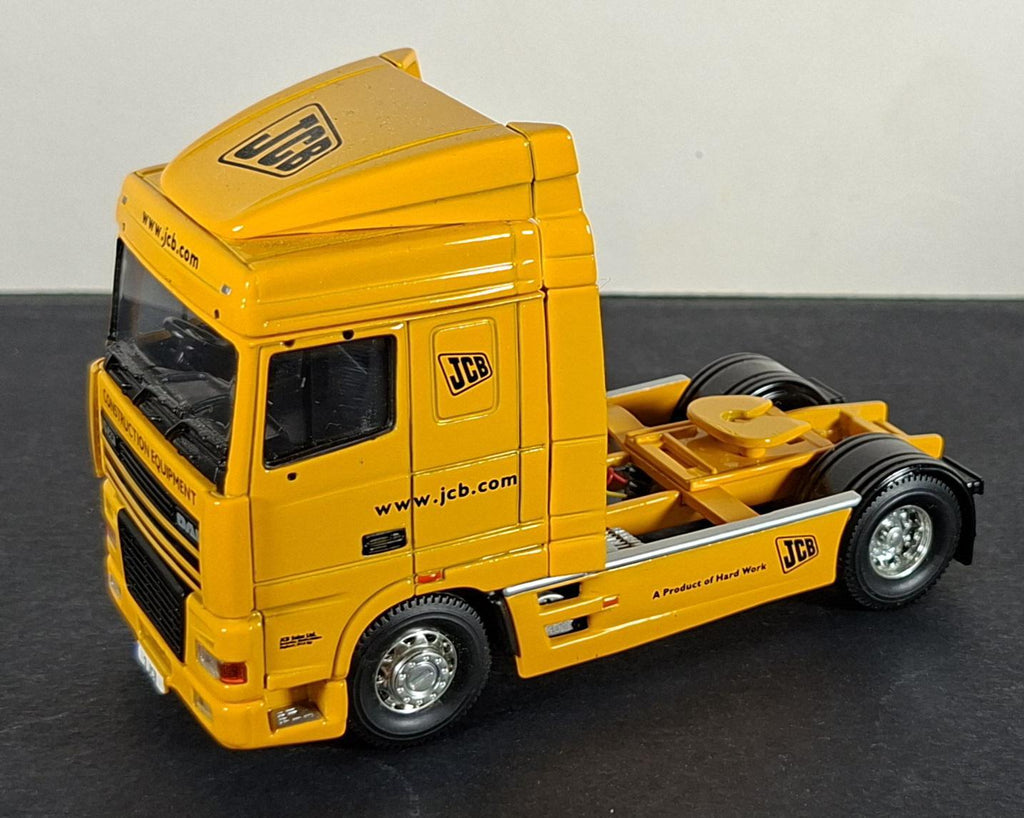 Boxed Corgi JCB DAF XF Space Cab Exhibition Unit - CC13237