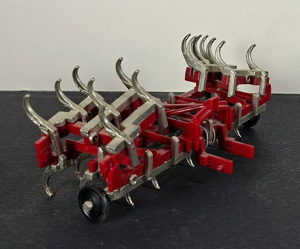 Boxed Britains Fold-Up Cultivator - 9550