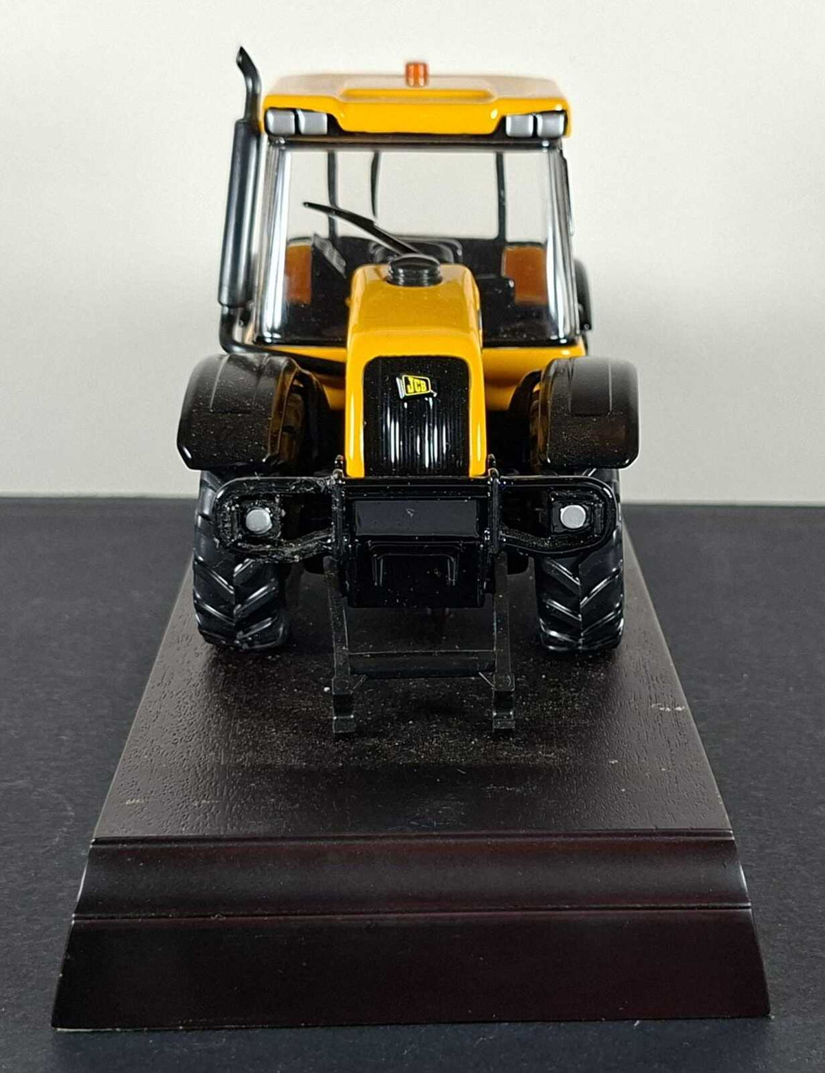 Boxed Britains Ertl JCB 3185 Fastrac Specialist Collectors Edition - 40572
