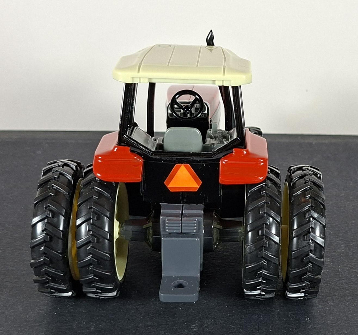 Boxed Ertl Versatile Tractor - No. 16121